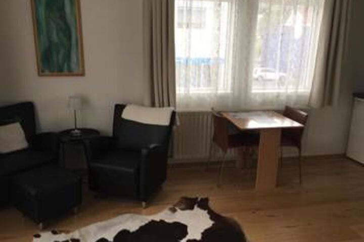 Room 45 of 49