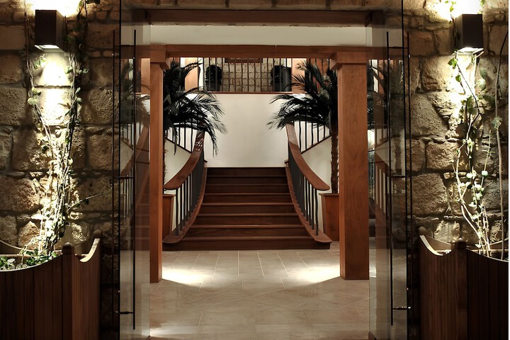 Hotel Lobby