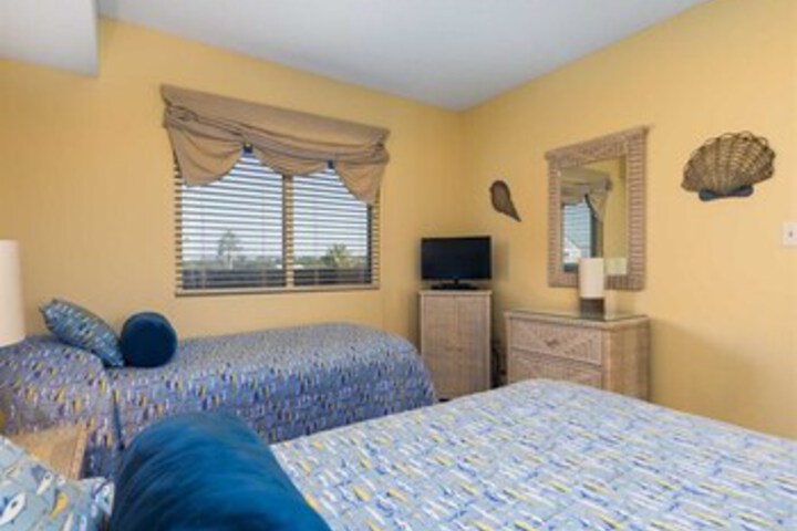 Room 132 of 151