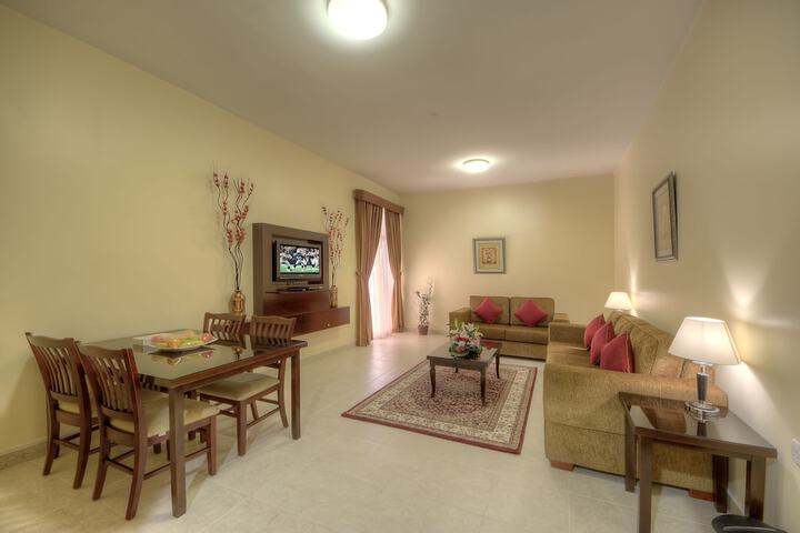 Room 3 of 37