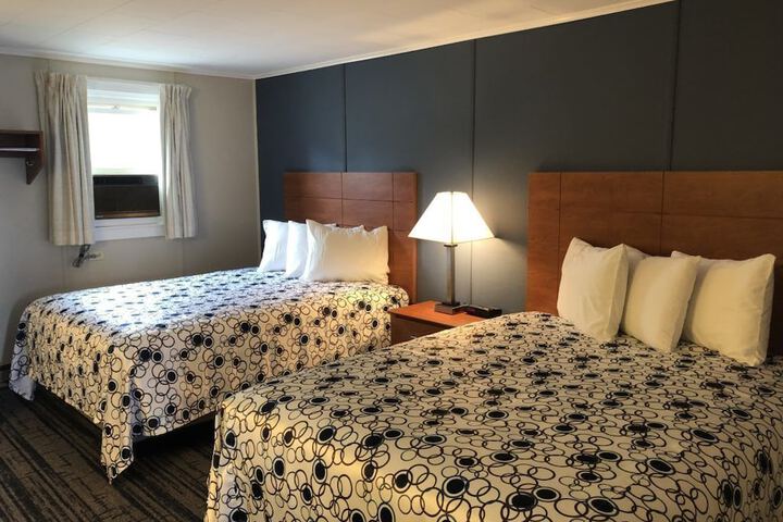 Room 2 of 18