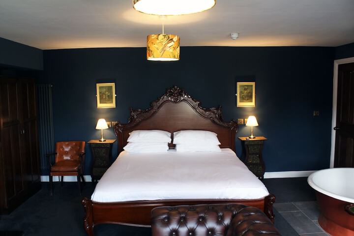 Room 6 of 40