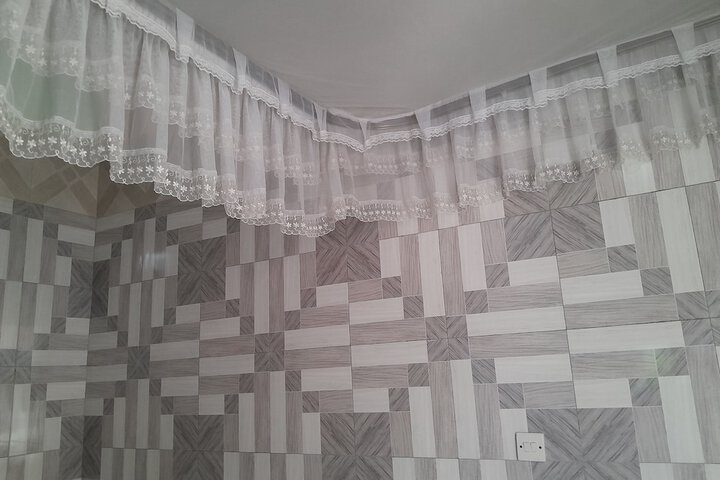 Room 26 of 38