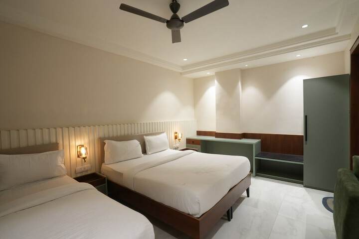 Room 20 of 64