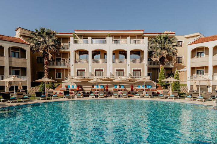 Photo of Heaven Hotel