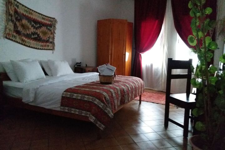 Room 5 of 58