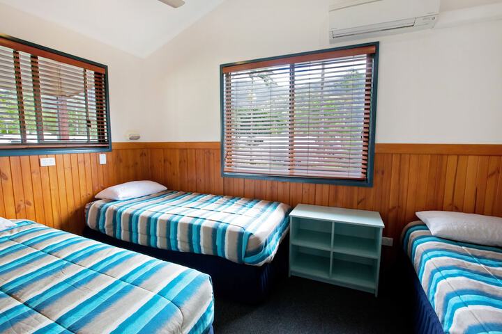 Room 5 of 69