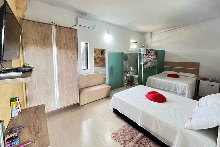Room 3 of 16