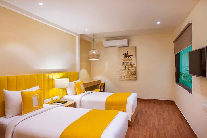 Room 10 of 54