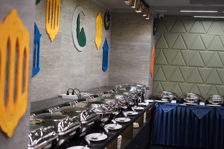 Dining 58 of 62