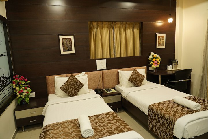 Room 12 of 41
