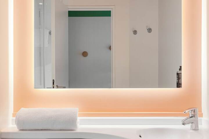 Clean Restrooms