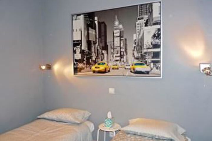 Room 12 of 34