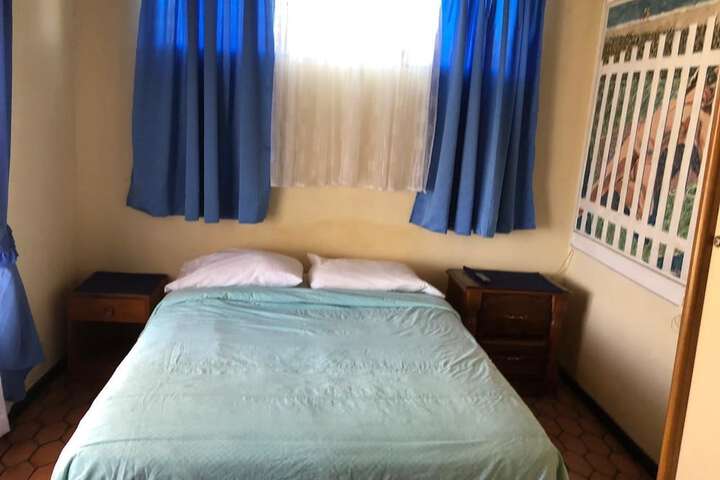 Room 7 of 37