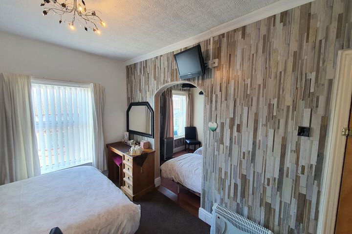 Room 40 of 97