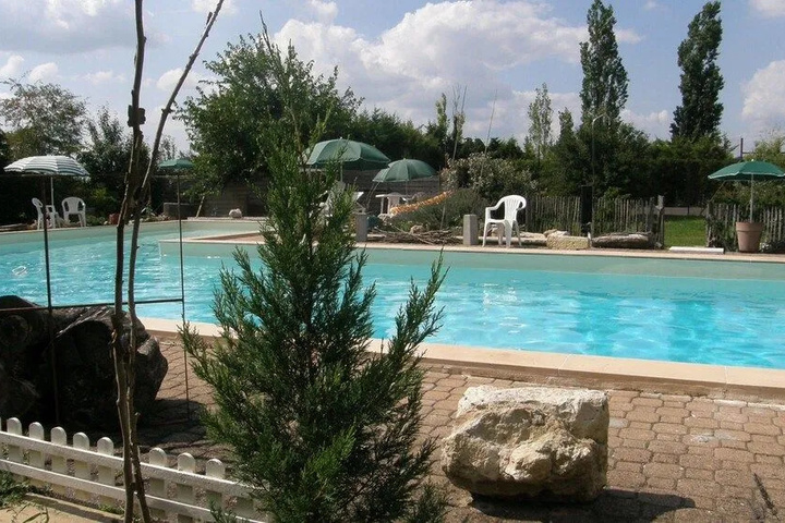 Pools & Facilities