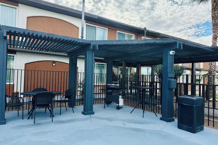 BBQ/picnic area