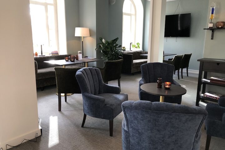 Hotel Lobby