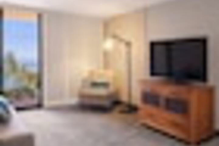 Room 92 of 435