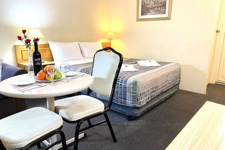 Room 26 of 47