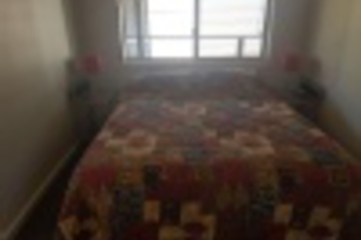 Room 376 of 792