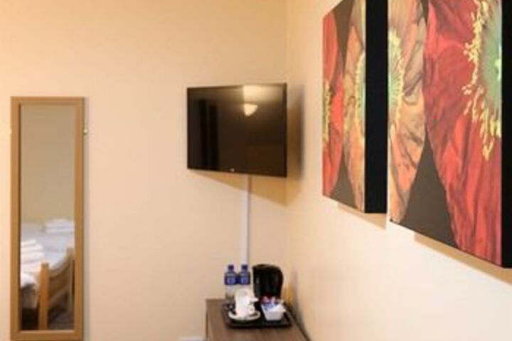 Room 47 of 87