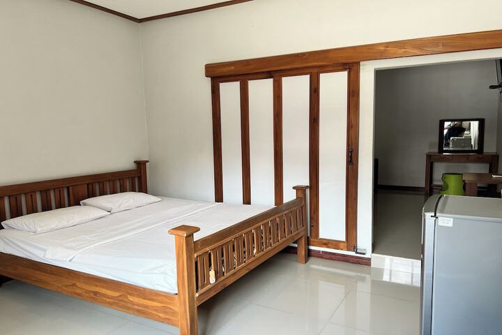 Room 18 of 87