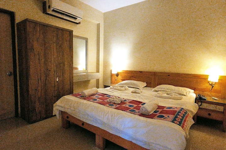 Room 59 of 169