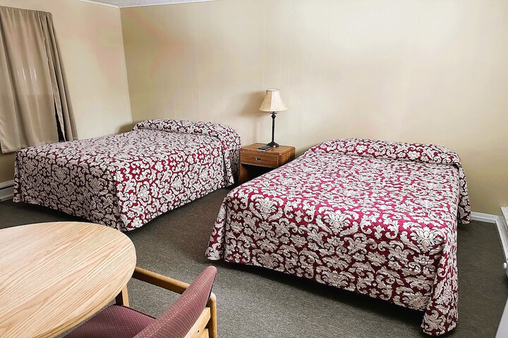 Room 5 of 15
