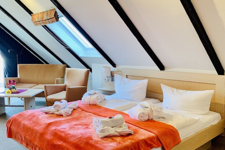 Room 20 of 49