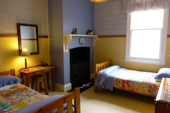 Room 10 of 46