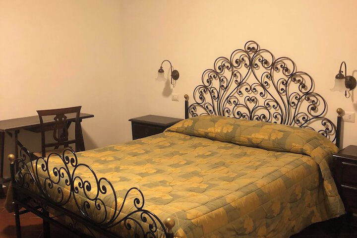Room 15 of 44