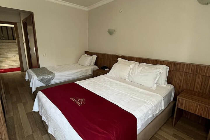 Room 14 of 49