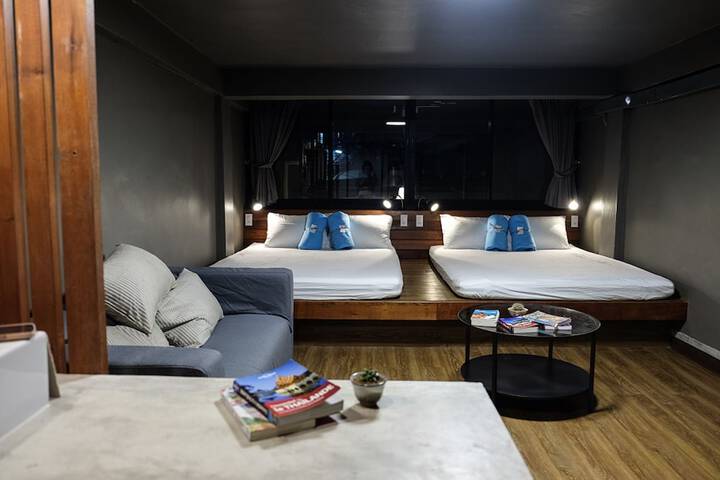 Room 5 of 62