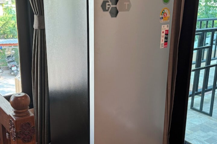 Room 33 of 110