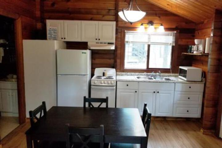 Image of Lake Texoma Camping Resort Cabin 11