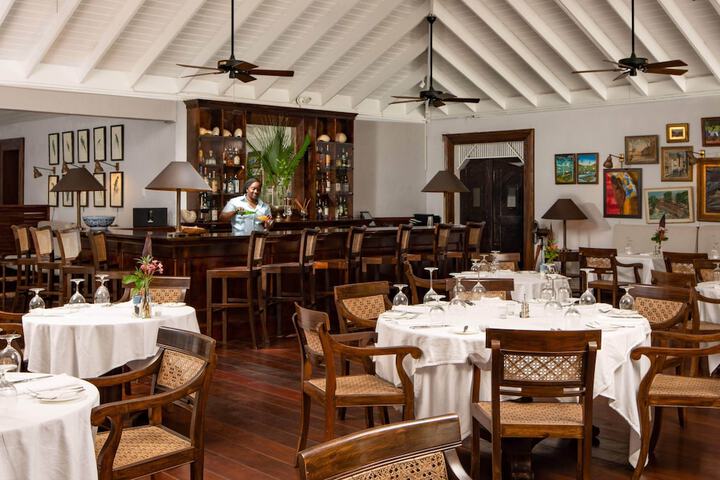 Dining 136 of 208