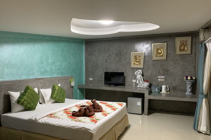 Room 29 of 60