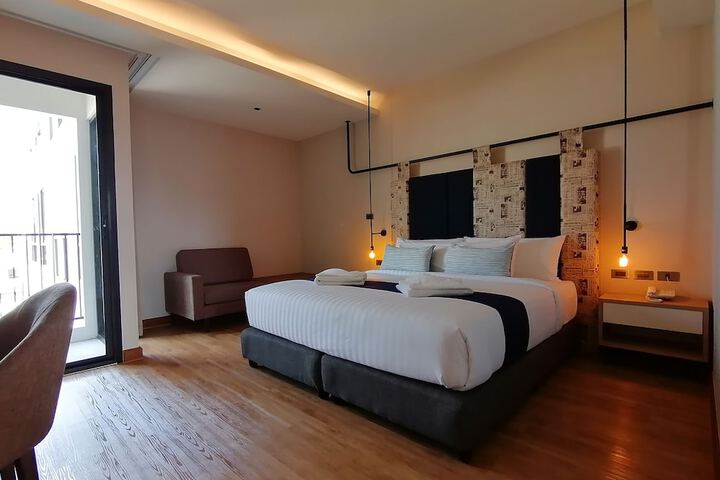 Room 25 of 121