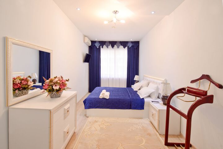 Room 7 of 62