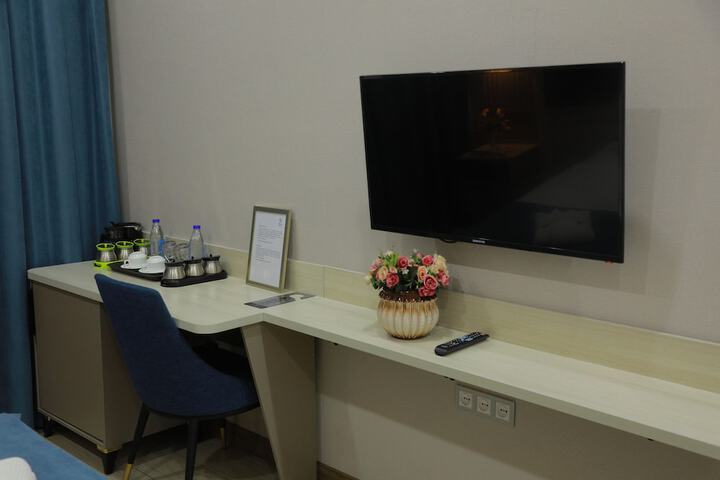 Room 25 of 81