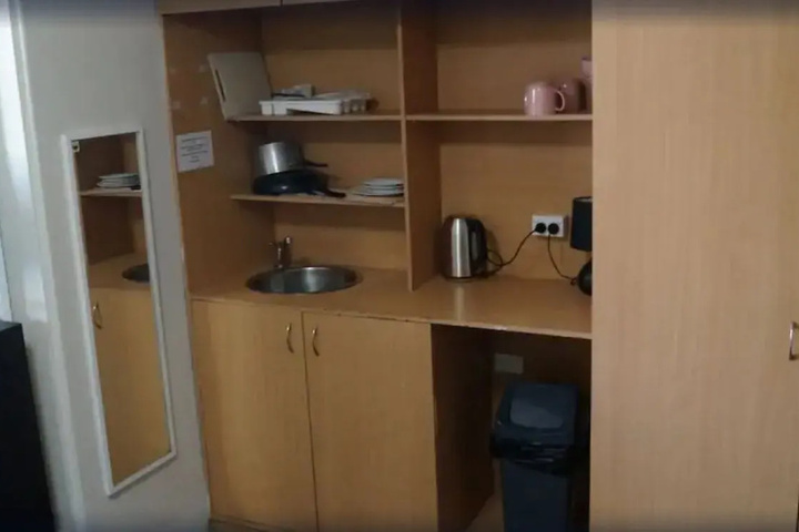 Room 2 of 11