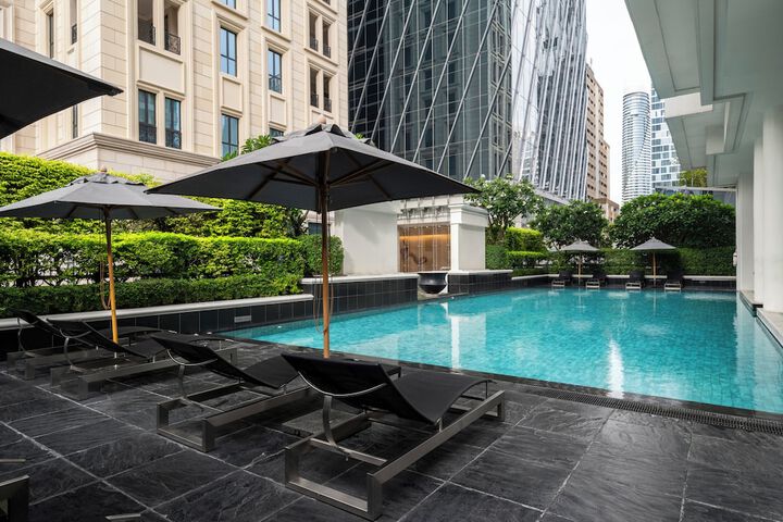 Pool 49 of 83