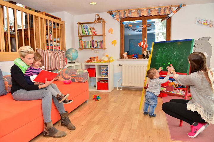 Childrens Activities 33 of 83