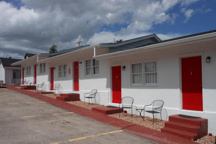 Hotel 54 of 55