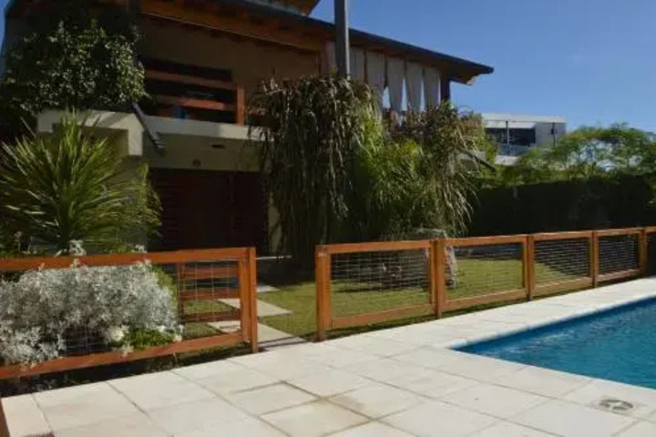 Pool 4 of 11