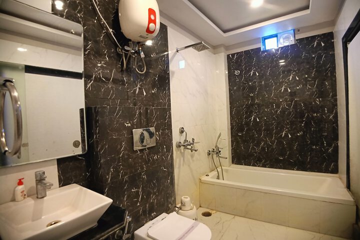 Room 34 of 56