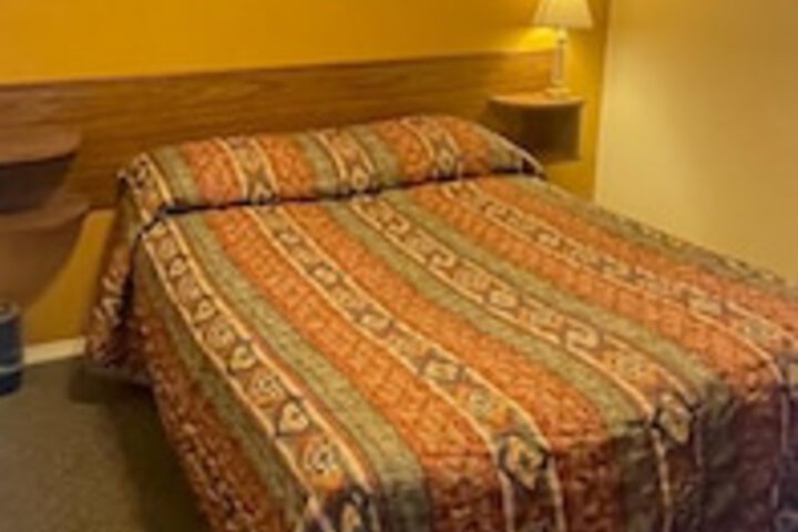 Room 37 of 132
