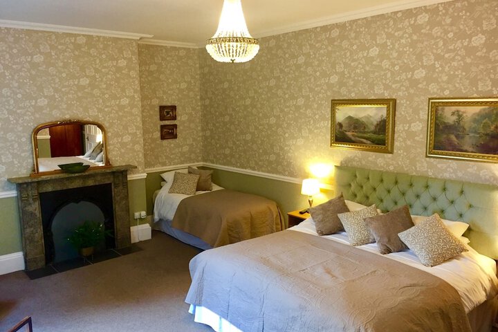 Room 9 of 21