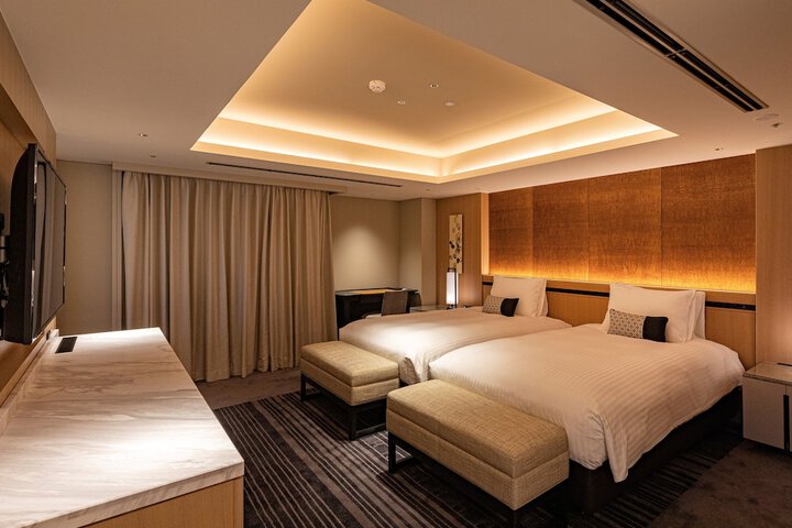Room 16 of 168
